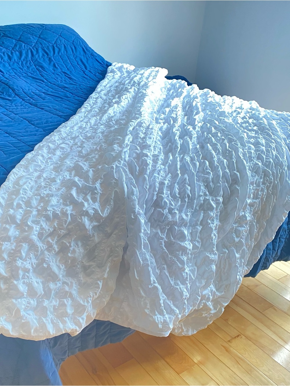 Simons White Textured Ruffle Duvet Cover - Picture 5 of 6